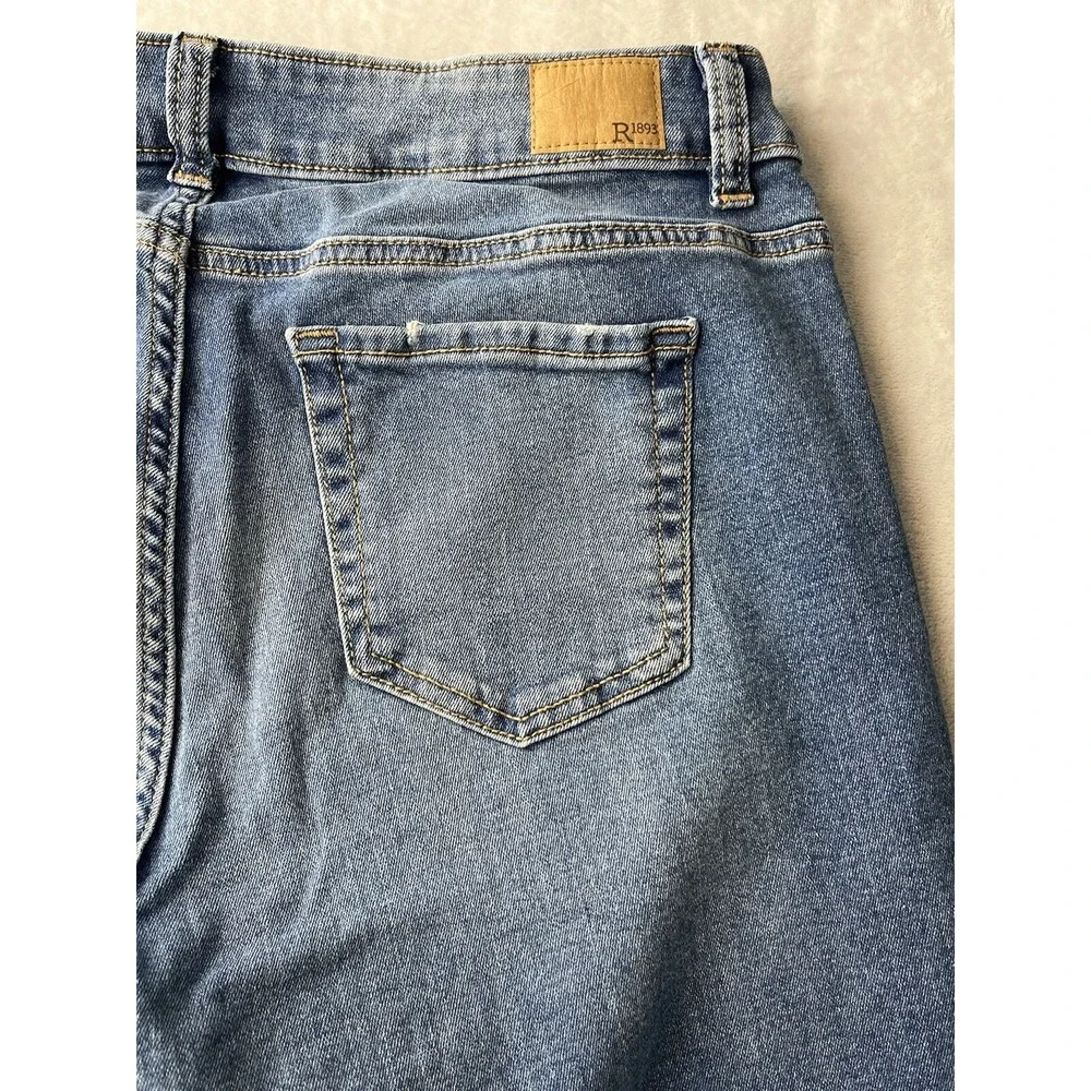 R1893 Women's Denim Bootcut Stretch Distressed Blue Light Wash Jeans Size 10